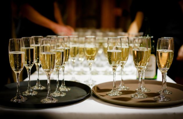 drinks, alcohol, glasses, champagne, wine, serving trays, alcoholic drinks, beverage, refreshment, catering, wedding, party, event, celebration, alcohol, alcohol, champagne, champagne, champagne, champagne, champagne, wine, wine, catering, catering, wedding, wedding, party, party, party, party, event, event, event